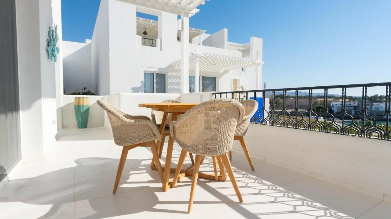 Cloud 7 Residences Ayla Aqaba 5*,